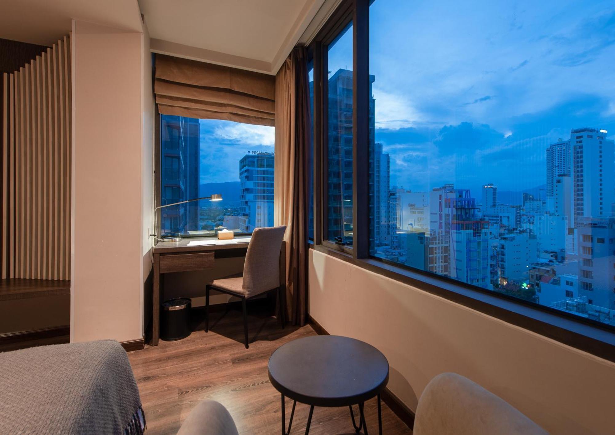 อลาน่า นาตรัง บีช โฮเต็ล Hotel ญาจาง ภายนอก รูปภาพ